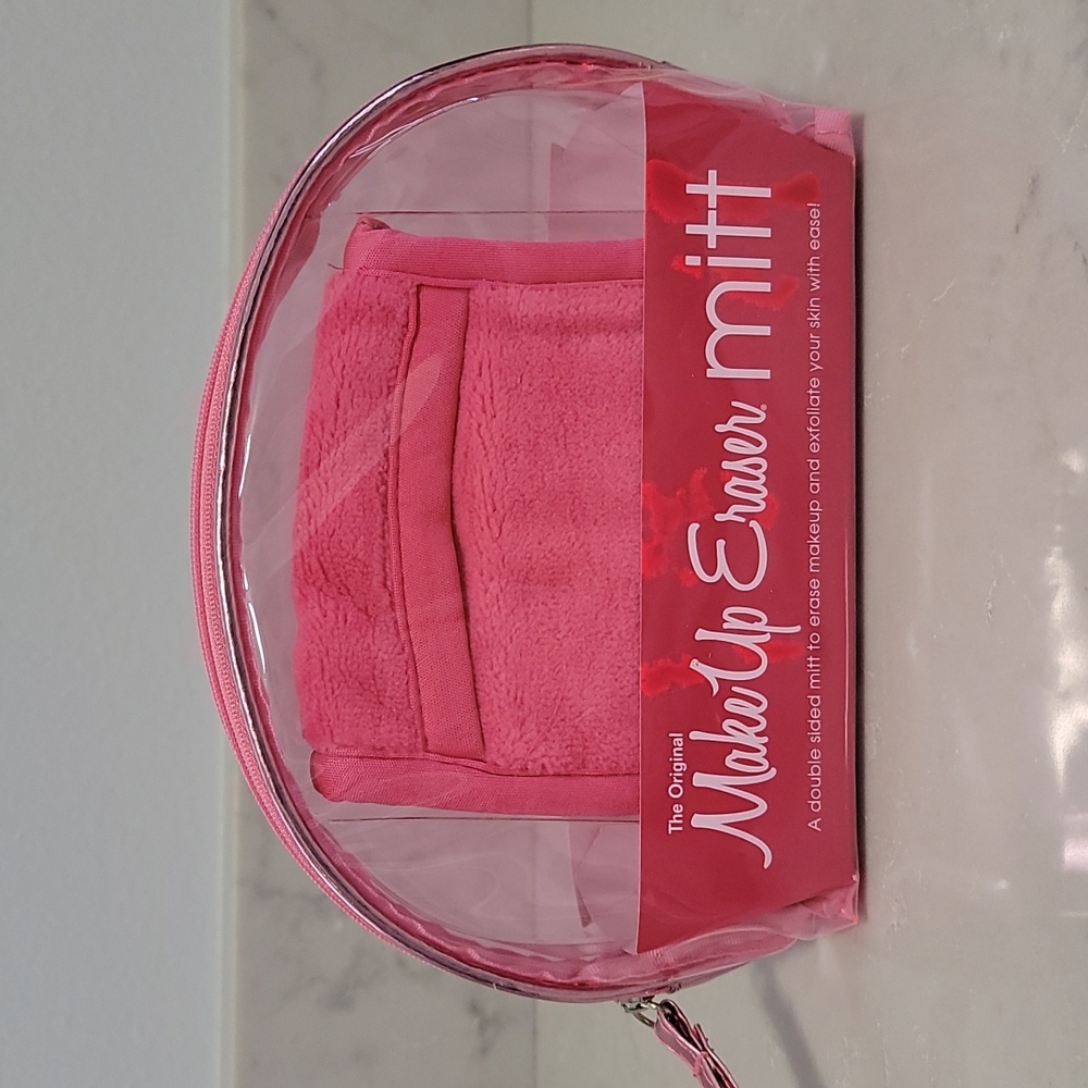 MakeUp Eraser mitt cloth with makeup bag